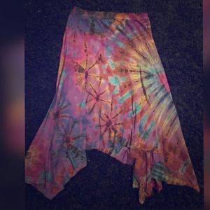 Women's rainbow tie dye flowy skirt